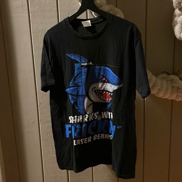Black T-Shirt with print and text “Sharks with Frickin’ Laser Beams”. Size M men - Picture 1 of 5